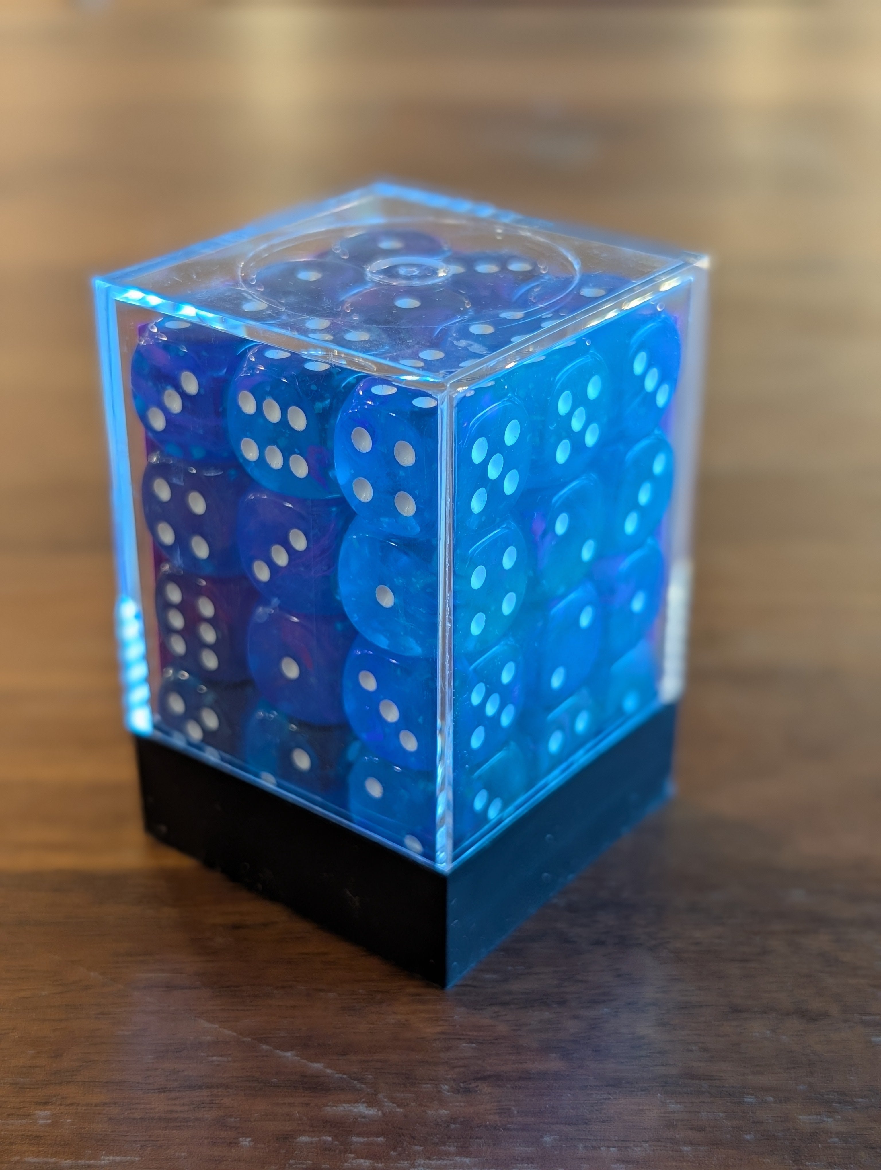 Chessex Aura™ (White)