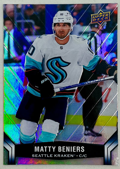 2023-2024 UD Tim Hortons Matty Beniers #90
